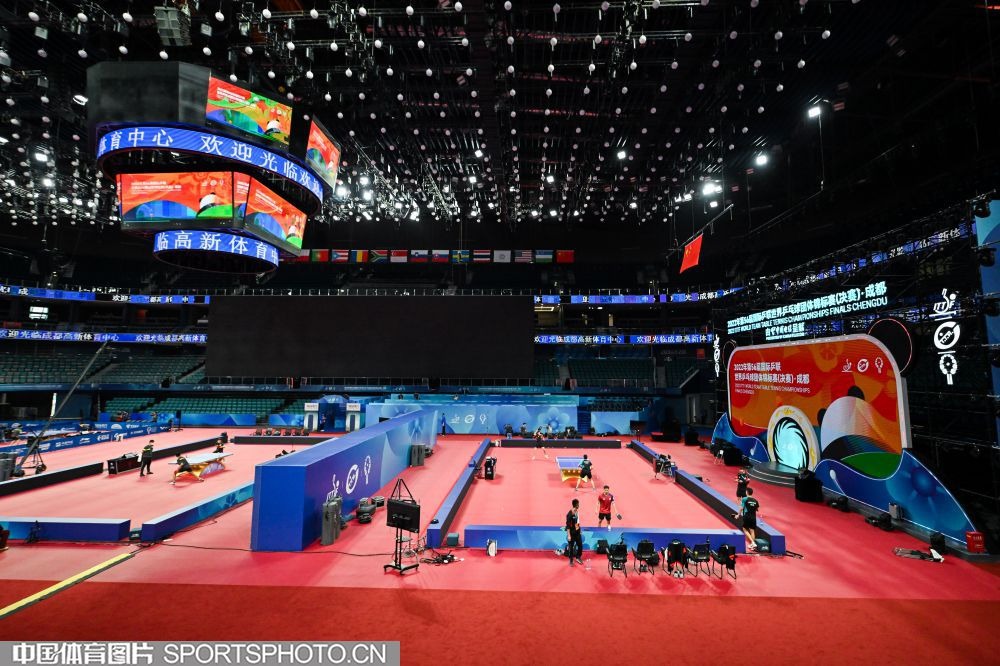 换下5分钟就被扳平！弗莱彻也很无奈，赛后解释换下B费真因